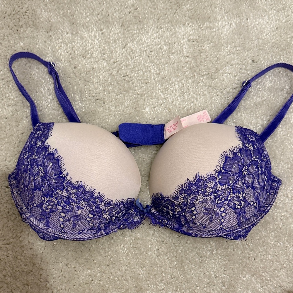 Victoria's Secret Lavender Lace Push-Up Bra with Nude Cups